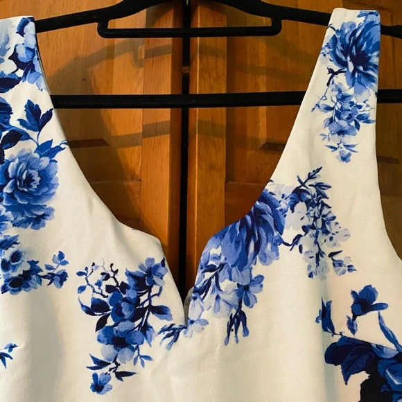 Trixxi Blue Floral Dress - Picture 3 of 5